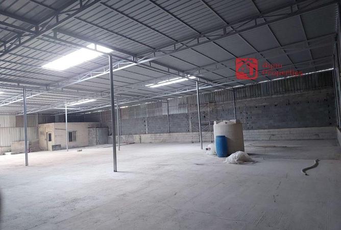 975677 - Property Image 3