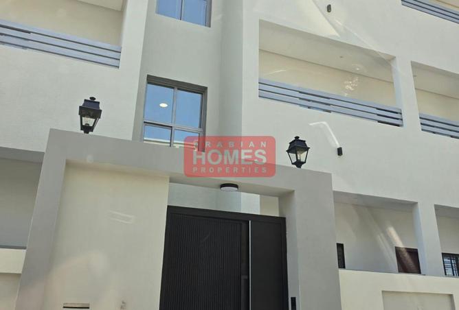 967377 - Property Main Image