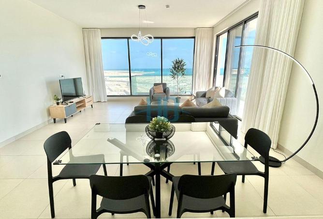 988216 - Property Image 2