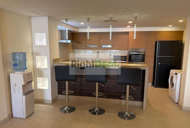 987224 - Property Image 3