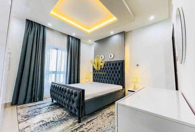 984433 - Property Image 2