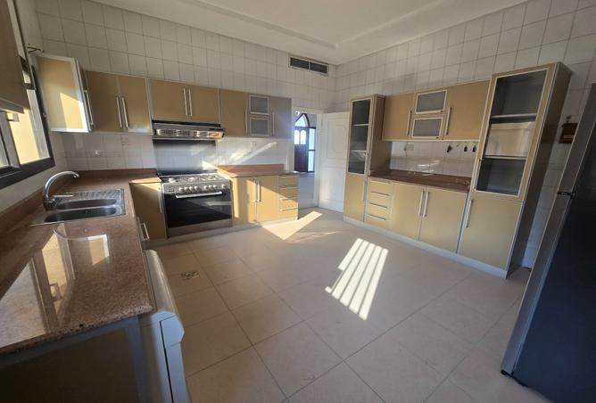 979270 - Property Image 2