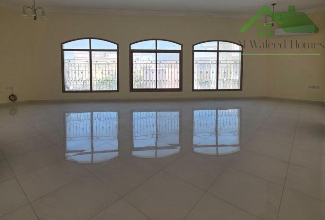 965005 - Property Main Image