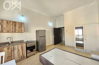 Apartment - Studio - 1 Bathroom for rent in Janabiya - Northern Governorate