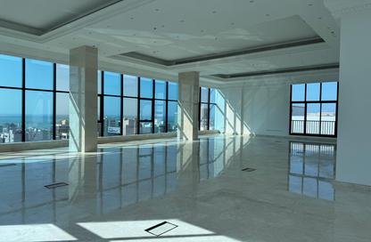 Office Space - Studio - 4 Bathrooms for rent in Seef - Capital Governorate