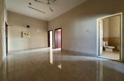 Apartment - 2 Bedrooms - 2 Bathrooms for rent in Riffa Al Sharqi - Riffa - Southern Governorate