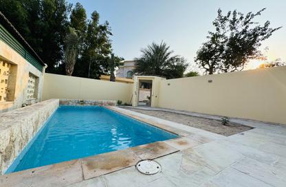 Villa - 5 Bedrooms - 4 Bathrooms for rent in Mahooz - Manama - Capital Governorate