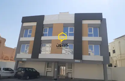 عمارة بالكامل - 8 غرف نوم - 8 حمامات للبيع في الحجيات - الرفاع - المحافظة الجنوبية