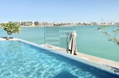 فيلا - 3 غرف نوم - 4 حمامات للايجار في شارع أمواج - أمواج - المحرق