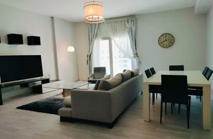 Apartment - 2 Bedrooms - 2 Bathrooms for rent in Al Juffair - Capital Governorate