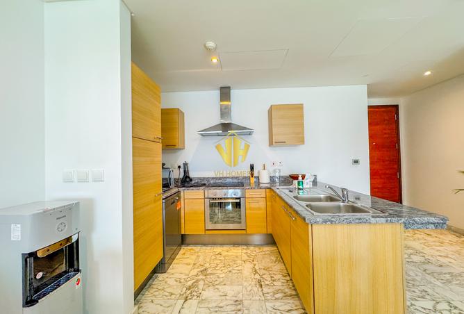 962910 - Property Image 2