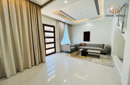 Living Room image for: Villa - 4 Bedrooms - 6 Bathrooms for sale in Hidd - Muharraq Governorate, Image 1