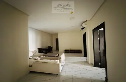 Room / Bedroom image for: Apartment - 2 Bedrooms - 2 Bathrooms for rent in Busaiteen - Muharraq Governorate, Image 1