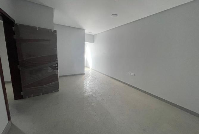 977767 - Property Image 2