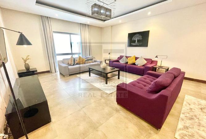 972909 - Property Image 2