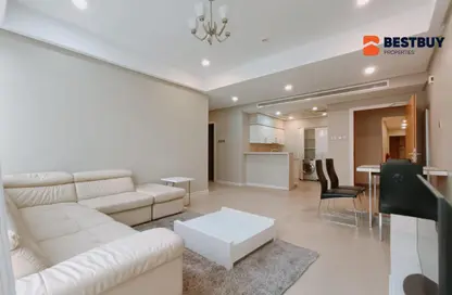 Apartment - 2 Bedrooms - 2 Bathrooms for rent in Al Juffair - Capital Governorate