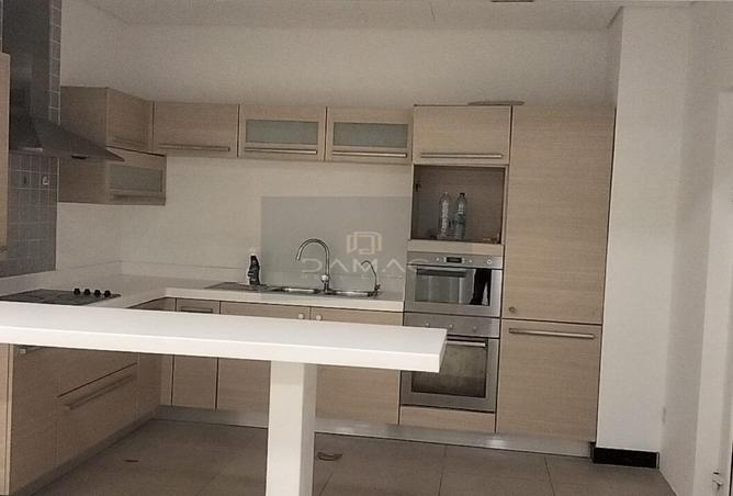 963977 - صورة العقار 3