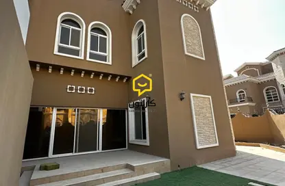 فيلا - 4 غرف نوم - 4 حمامات للبيع في الجنبية - المحافظة الشمالية