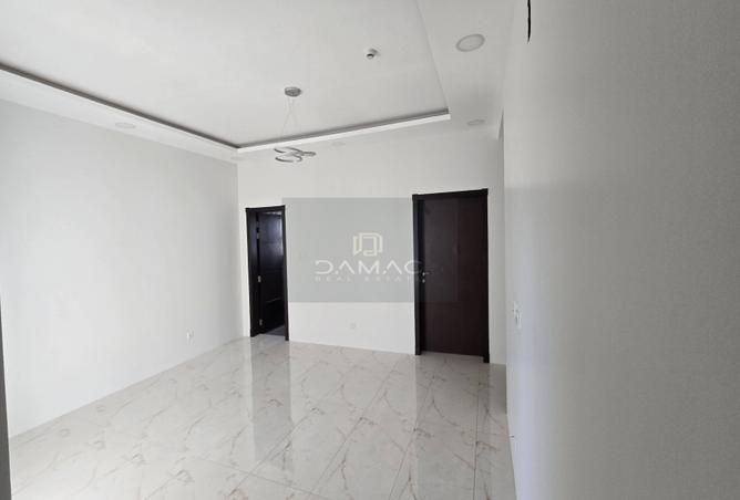 963513 - Property Main Image