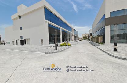 Retail - Studio - 4 Bathrooms for rent in West Riffa - Riffa - Southern Governorate