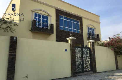 Villa - 5 Bedrooms - 6 Bathrooms for sale in Hamad Town - Northern Governorate