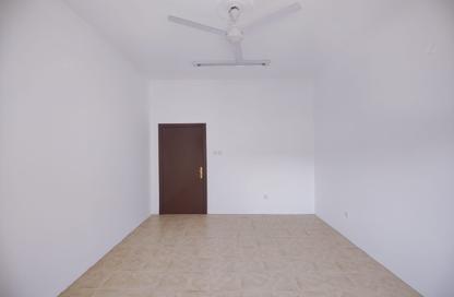 Apartment - 2 Bedrooms - 2 Bathrooms for rent in Muharraq - Muharraq Governorate