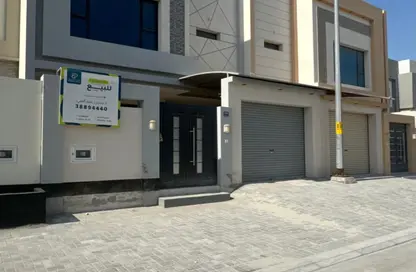 Villa - 4 Bedrooms - 5 Bathrooms for sale in Jid Al Haj - Northern Governorate