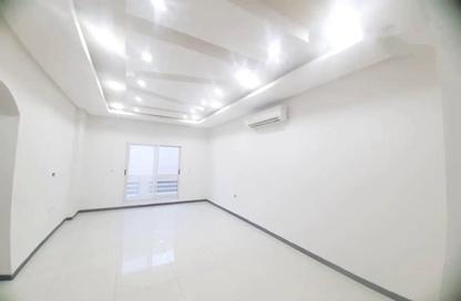 Apartment - 2 Bedrooms - 2 Bathrooms for rent in Hidd - Muharraq Governorate