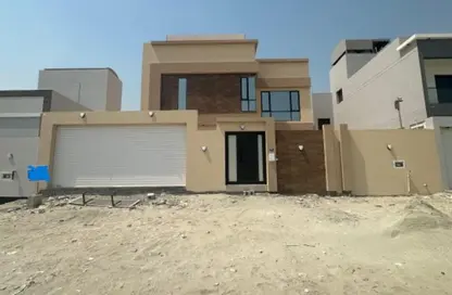 فيلا - 3 غرف نوم - 4 حمامات للبيع في العكر - المحافظة الوسطى