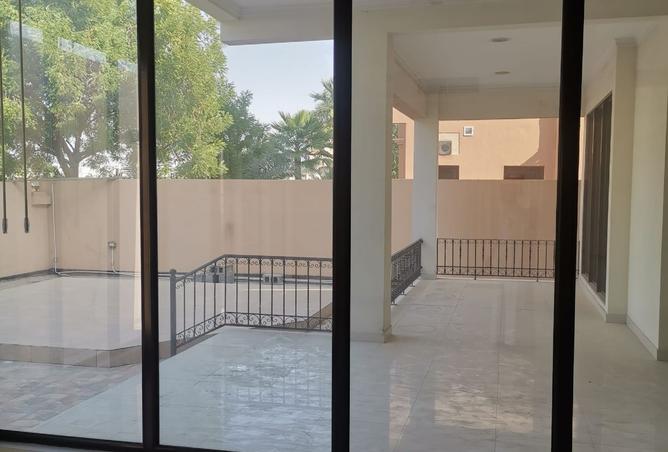 983003 - Property Image 2