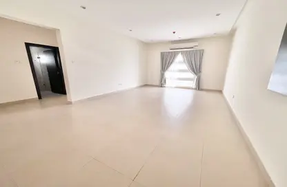 Apartment - 2 Bedrooms - 2 Bathrooms for rent in Janabiya - Northern Governorate