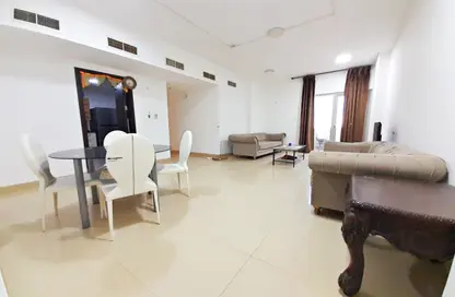 Apartment - 2 Bedrooms - 2 Bathrooms for rent in Al Juffair - Capital Governorate
