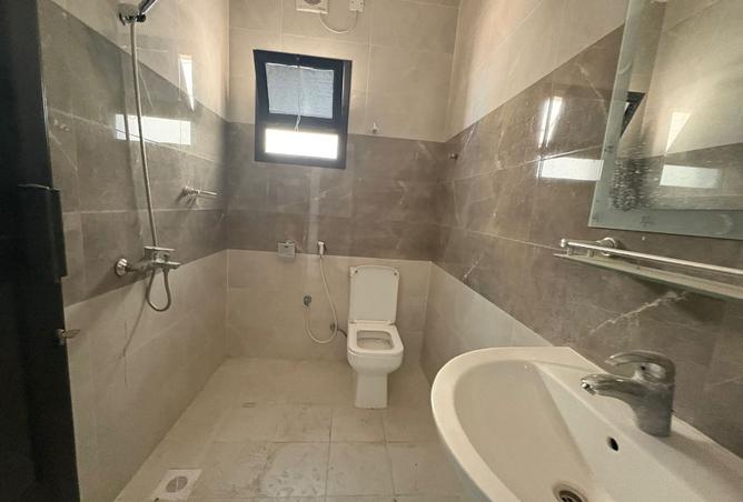 957539 - Property Image 2