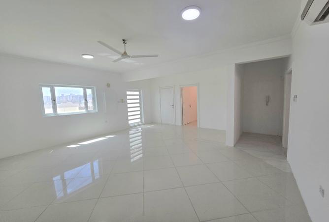 954446 - Property Main Image
