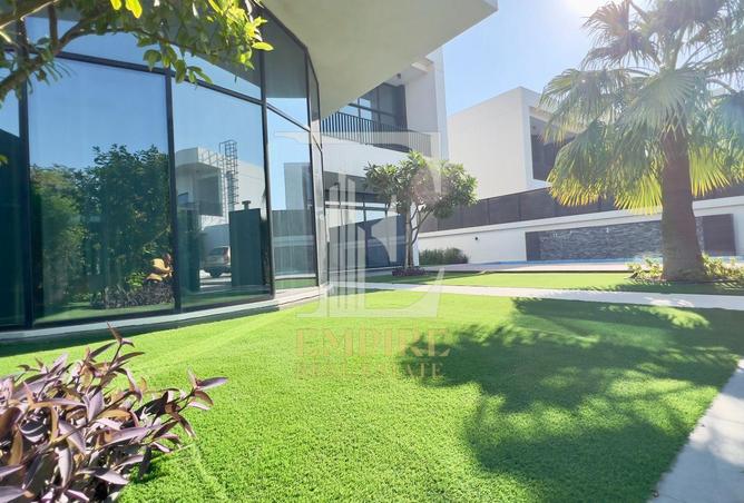 962247 - Property Image 2
