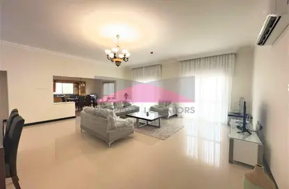 Apartment - 3 Bedrooms - 3 Bathrooms for rent in Al Juffair - Capital Governorate