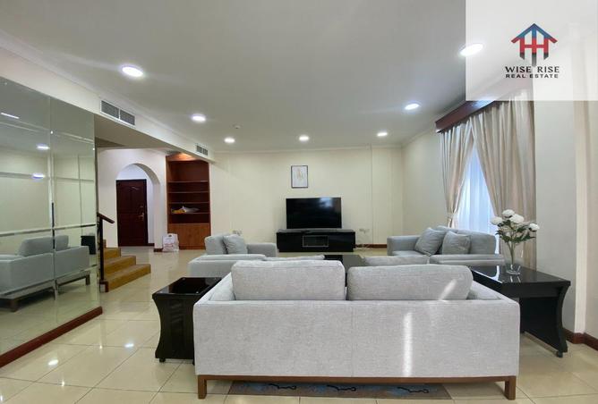 964257 - Property Image 3