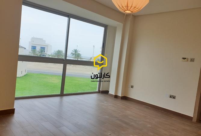 922192 - Property Image 2