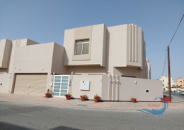 BRAND NEW STUNNING FULLY FURNISHED PRIVATE VILLA