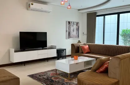 Villa - 4 Bedrooms - 5 Bathrooms for rent in Diyar Al Muharraq - Muharraq Governorate