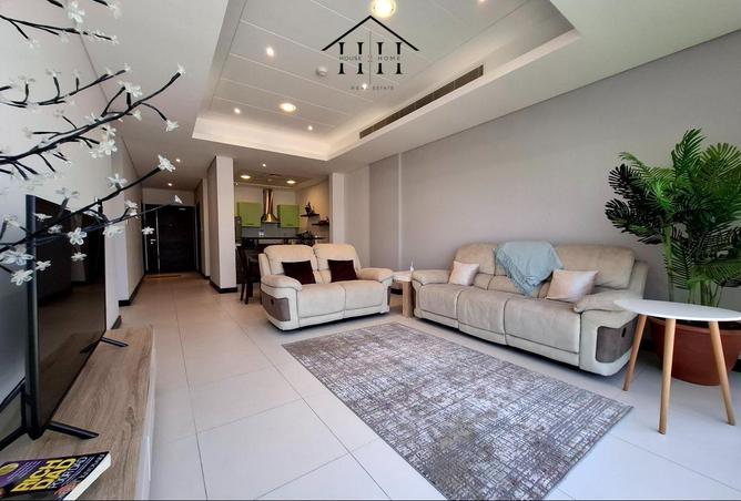 963143 - Property Image 2