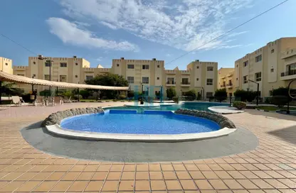 فيلا - 5 غرف نوم - 4 حمامات للايجار في سار - المحافظة الشمالية