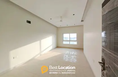 Office Space - Studio - 2 Bathrooms for rent in Malkiyah - Northern Governorate