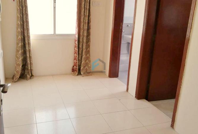 972809 - Property Image 2