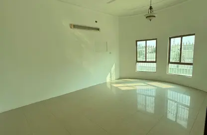 Apartment - 2 Bedrooms - 2 Bathrooms for rent in Jidhafs - Northern Governorate Apartment - 2 Bedrooms - 2 Bathrooms for rent in Jidhafs - Northern Governorate