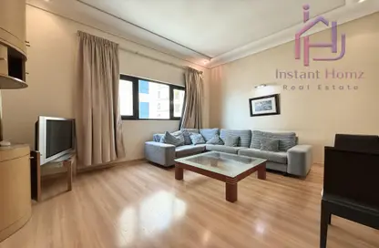Apartment - Studio - 1 Bathroom for rent in Al Juffair - Capital Governorate