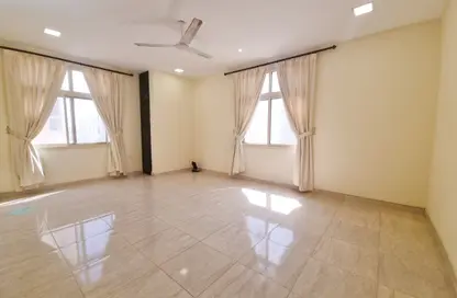 Apartment - 2 Bedrooms - 2 Bathrooms for rent in Saar - Northern Governorate