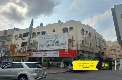 عمارة بالكامل - استوديو - 8 حمامات للبيع في البسيتين - المحرق