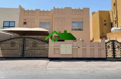 Villa - 5 Bedrooms - 7 Bathrooms for rent in Arad - Muharraq Governorate