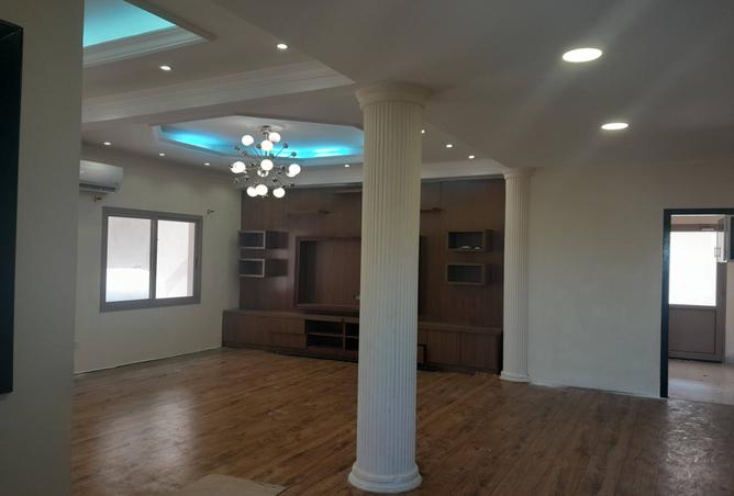 976647 - Property Image 3